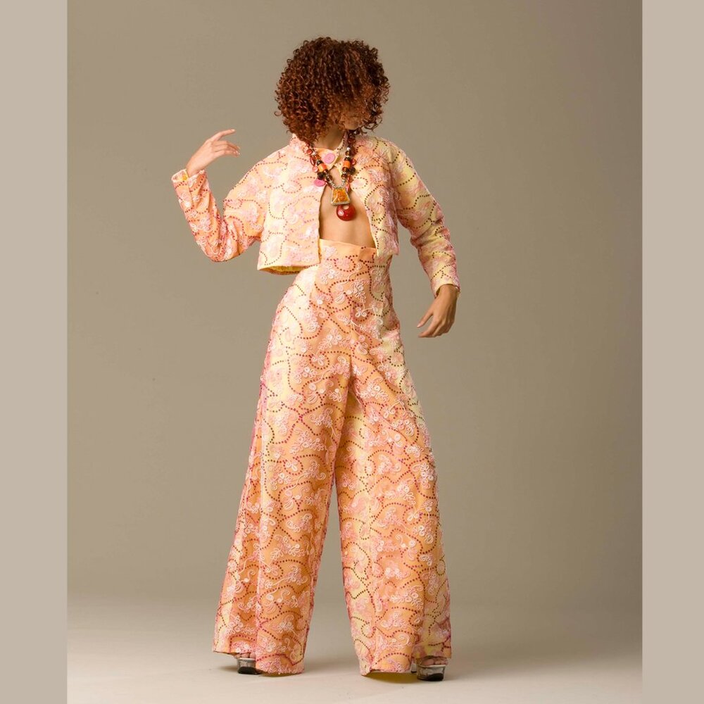 TWO-PIECE ENSEMBLE PANT SUIT - Picture 10 of 14